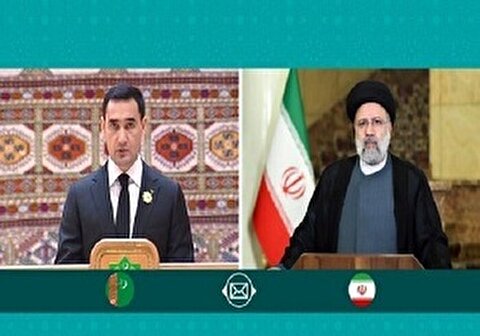 الرئيس التركماني يهنئ نظيره الايراني بعيد الفطر السعيد
