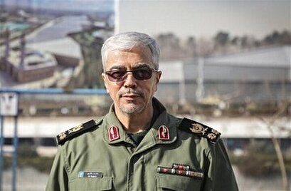اللواء باقري: الدور البطولي لحرس الثورة الإسلامية يعدّ مصدر قوة لمواجهة تهديدات نظام الهيمنة