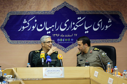 نشست فعالان گردشگری استان اصفهان با رئیس سازمان میراث فرهنگی