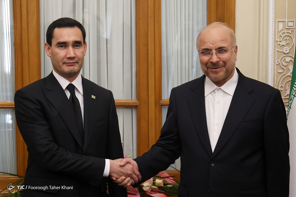 ورود رئیس جمهور قزاقستان به تهران