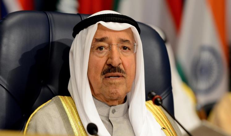 أمير الكويت بالسعودية اليوم ضمن جهود لحل الخلاف الخليجي