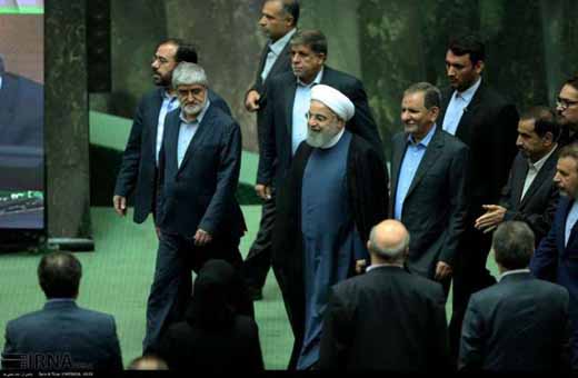 الرئيس روحاني سيقدم مشروع قانون الموازنة العامة للبلاد الاسبوع القادم