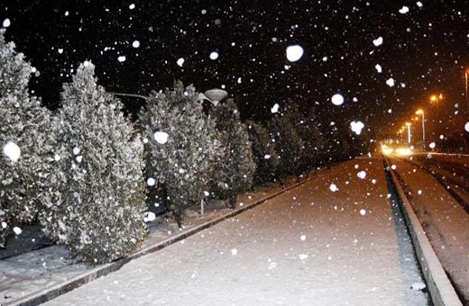 الامطار والثلوج هدیة عید النوروز الی العدید من المدن الایرانیة