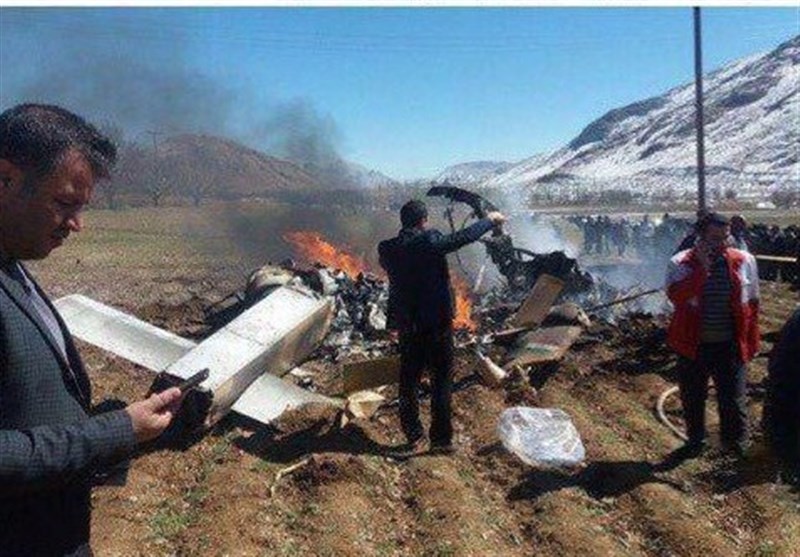 5 dead in plane crash, plateau of Iran