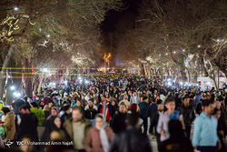 حال و هوای مردم اصفهان در بازار شب عید
