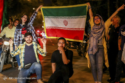 شادی مردم تهران پس از پیروزی تیم ملی فوتبال مقابل مراکش-3