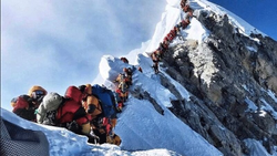 صعود به بلند‌ترین قله ارمنستان توسط ایرانی‌ها + فیلم