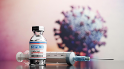 چه کسانی باید دز سوم واکسن کرونا را تزریق کنند؟ + فیلم